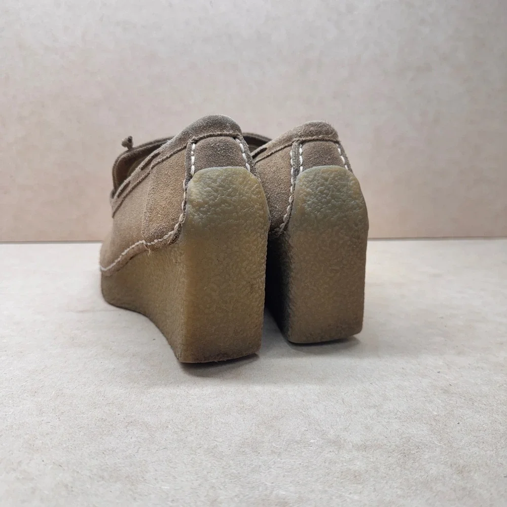 Candies Wedge Loafers Women 8 Tan Suede Whipstitch Boho 90s Retro Platform Shoes